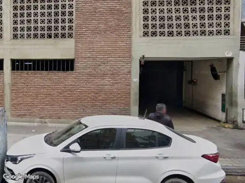 VENTA Cochera Alta Cordoba 12Mts