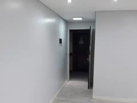 Oficina en Alquiler en Monserrat, $ 665.000