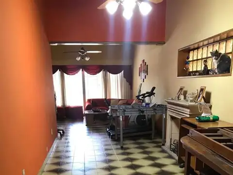 Depto Tipo Casa 4 ambientes con 2 baños