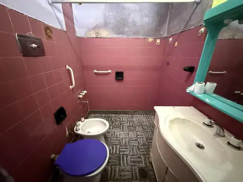 Depto Tipo Casa en Venta con 1 cocheras