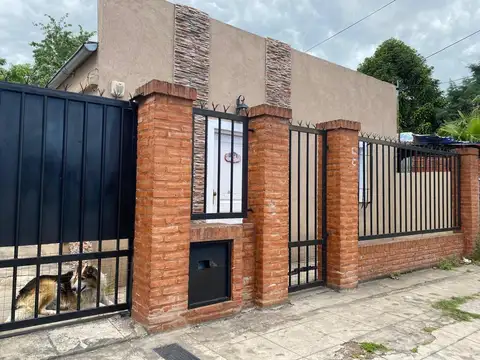 VENTA CASA 3 AMBIENTES, BERAZATEGUI.