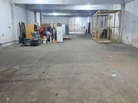 Galpon en Alquiler 63,60  mts Fondo