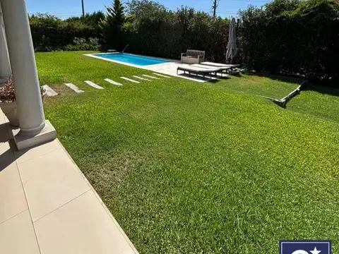 Casa en Venta al Este