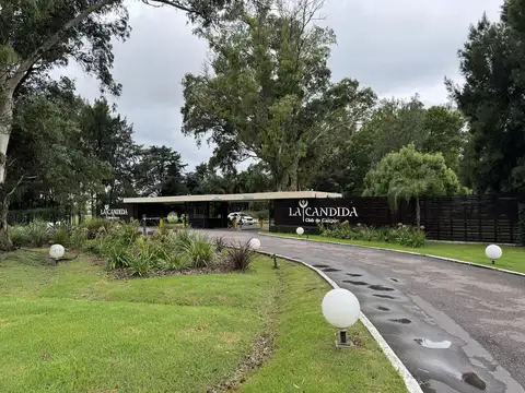 CASA EN VENTA  APTA BANCO, DE 3 DORMITORIOS, BARRIO CERRADO, RUTA 2 KM 46,5