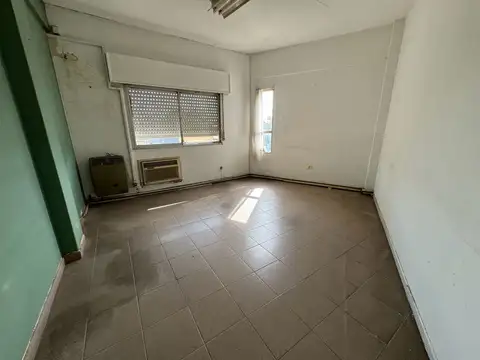 Hotel en Venta en Campana, USD 800.000