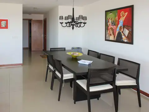 Departamento 4 ambientes con 3 baños