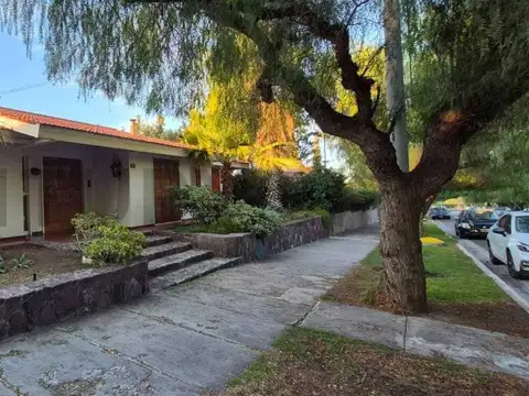 VENTA CASA BARRIO PRIVADO DALVIAN