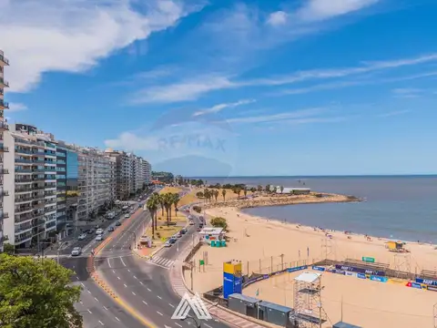 VENTA APARTAMENTO CON COCHERA - RAMBLA POCITOS