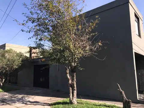 Pres. Castillo Norte Manzana 2 Duplex 12 Esq. Vi Plastic