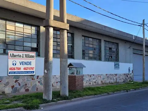 Galpon en Venta en Haedo, USD 280.000
