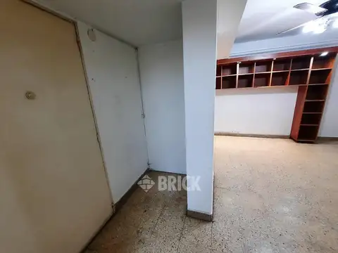 VIAMONTE AL 2500 - 46 M2 PATIO BAÑO Y COCINA COMPLETOS