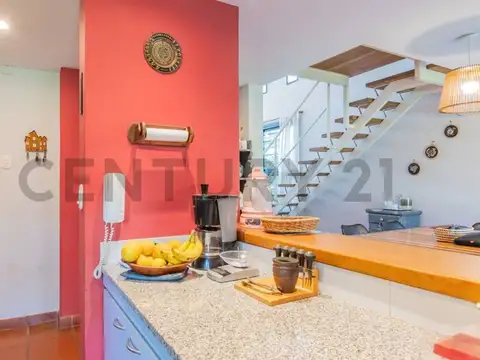 CASA EN VENTA EN LA PLATA - GONNET 3 DORMITORIOS