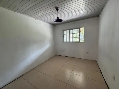 Depto Tipo Casa en Alquiler con 1 cocheras