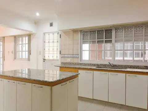 Depto Tipo Casa en Venta 16 años