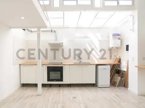 Presidente Luis Saenz Peña 800, Piso 0