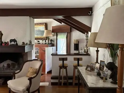 Nicolás Avellaneda 2100