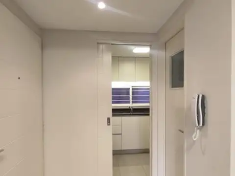 San Pedro 800, Piso 1