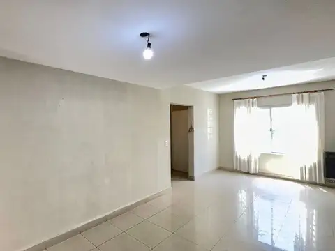 Depto Tipo Casa en Venta con 2 cocheras