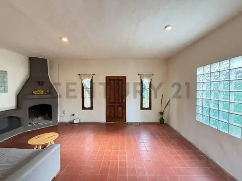 gaspar campos 1000, Piso 0