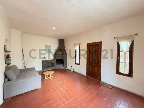Casa 4 ambientes con 1 baño