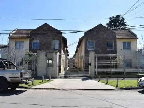 Venta Apto Credito Hipotecario Departamento Ph 2 Ambientes Grande Con Patio