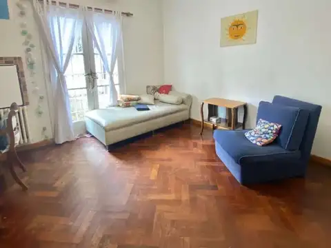 5 amb, Ramos Mejia sur centro  de ZONIF. C1