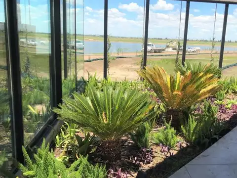 Terreno en Venta 20  mts Frente