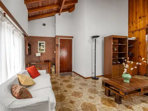 Depto Tipo Casa en Venta de 4 ambientes