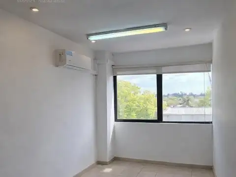 Oficina en Venta al Oeste