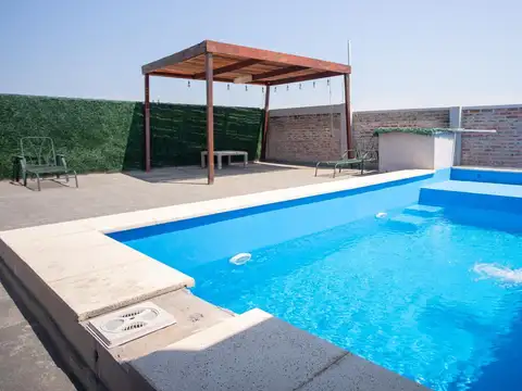 Venta departamento 4 ambientes con terraza propia, pileta y cochera en Villa Luzuriaga.