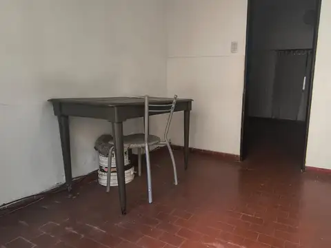 Depto Tipo Casa 2 ambientes con 1 baño