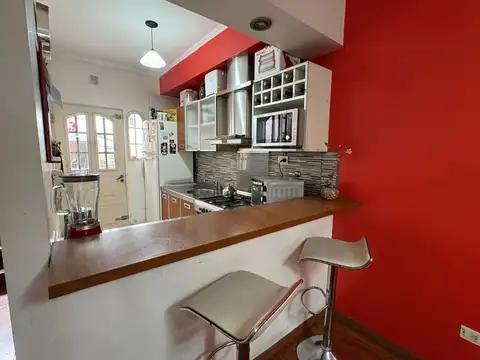 Depto Tipo Casa en Venta 26 años