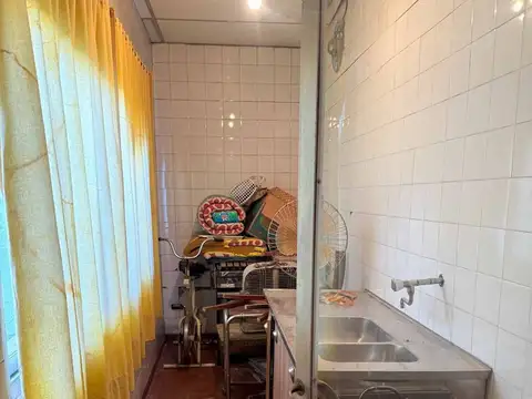 Casa en Venta con 4 cocheras