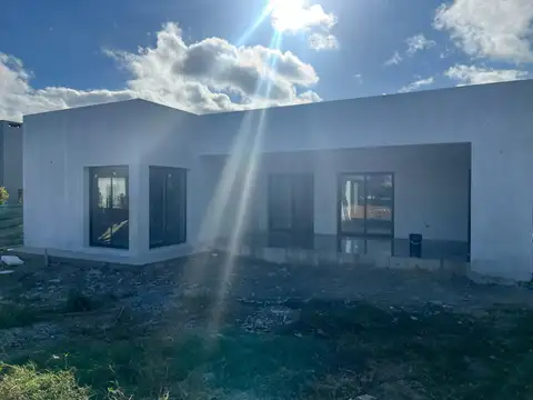 Casa  en Venta ubicado en San Ramón, Pilar del Este, Pilar