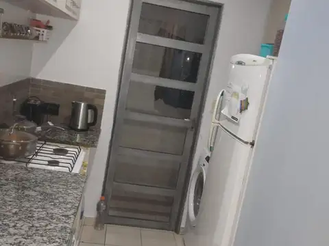 Departamento en Venta en Villa Elvira, USD 46.000