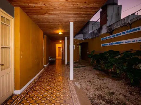 VENTA CASA 5 AMB BARRIO INGLES / TEMPERLEY 390 M2