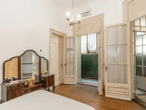 Depto Tipo Casa 4 ambientes con 2 baños