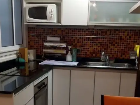 Departamento 5 ambientes con 4 baños