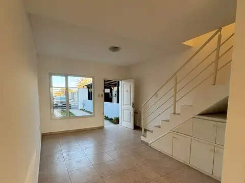 Casa en Venta en Neuquen, USD 165.000