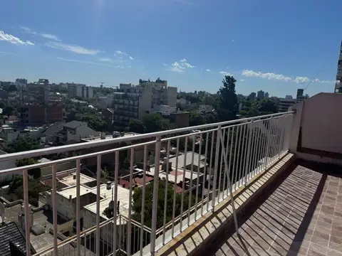 Venta Monoambiente  Balcón piso alto Villa Devoto