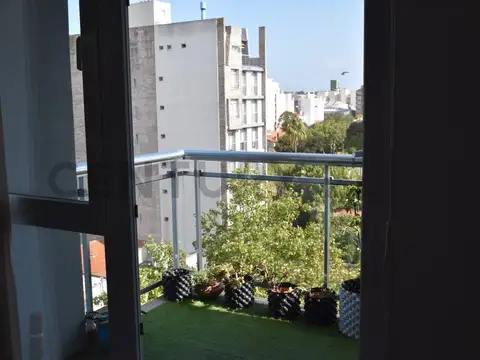 Espectacular Semipiso 4 ambientes con balcon y cochera