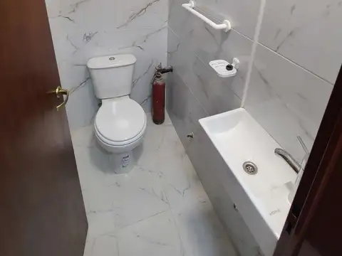 ALQUILER LOCAL REMODELADO SIN EXPENSAS