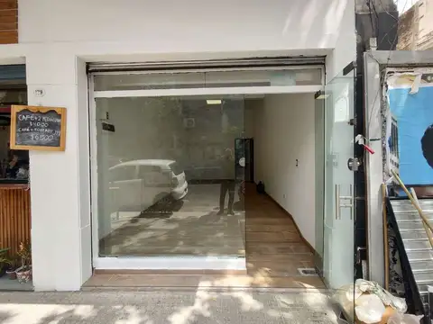 Local en Alquiler en Flores, $ 700.000