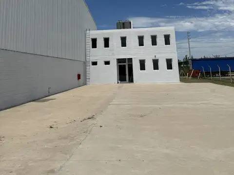 Galpon en Alquiler 100  mts Frente