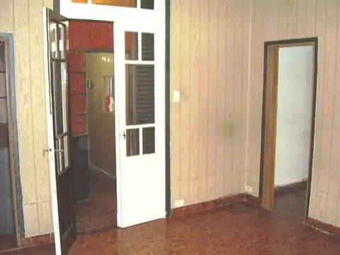 PH DE 3 AMB. EN PLANTA BAJA LATERAL.