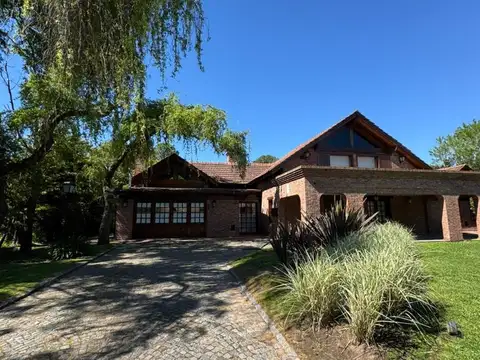 Casa en Venta de 4 dormitorios