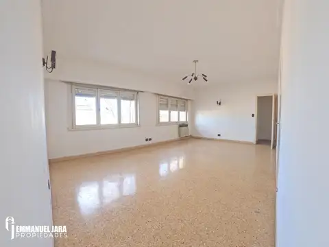 Jacinto peralta ramos 2200