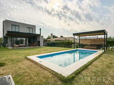 Casa en Venta al Sudeste