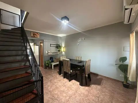 Venta ph duplex 3 ambientes con cochera reciclado Isidro Casanova