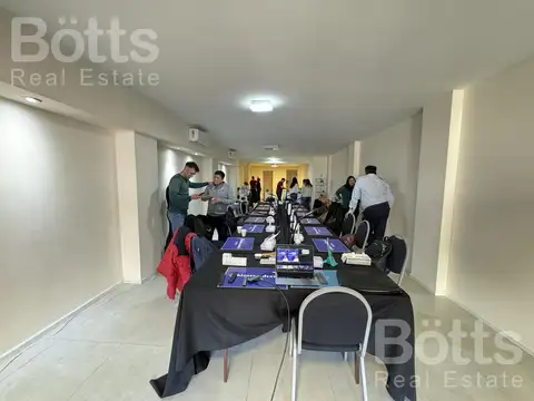 Oficina en venta en Recoleta